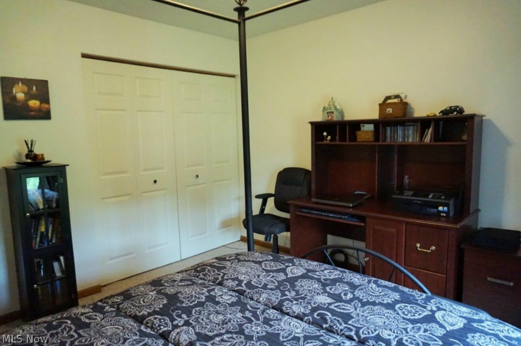 7543 Chaffee Road Northfield, OH 44067 - Photo 15 of 25 Bedroom closet.