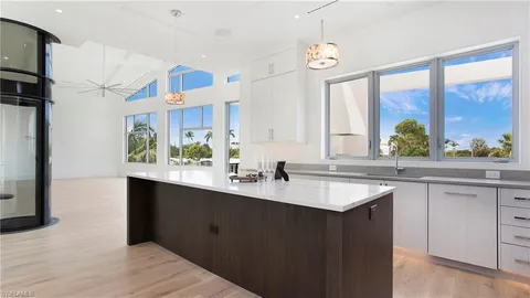 $3,999,999 | 1798 Holiday Lane, Naples, FL 34104