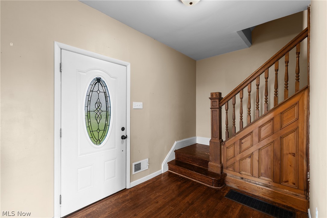 52161 Key Bellaire Road Bellaire, OH 43906 - Photo 5 of 44