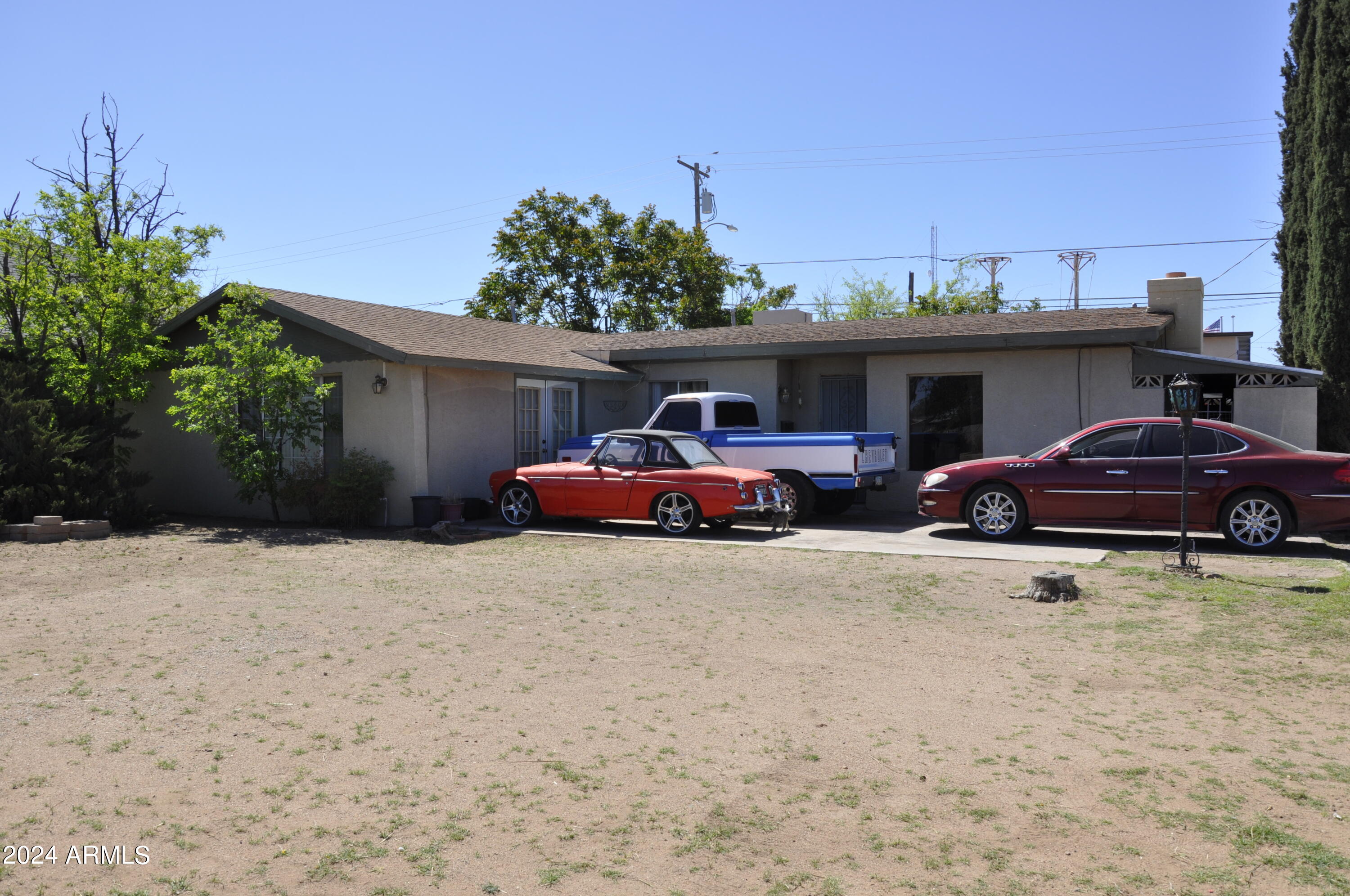 1405 11th Street Douglas, AZ 85607 - Photo 2 of 17 Front193