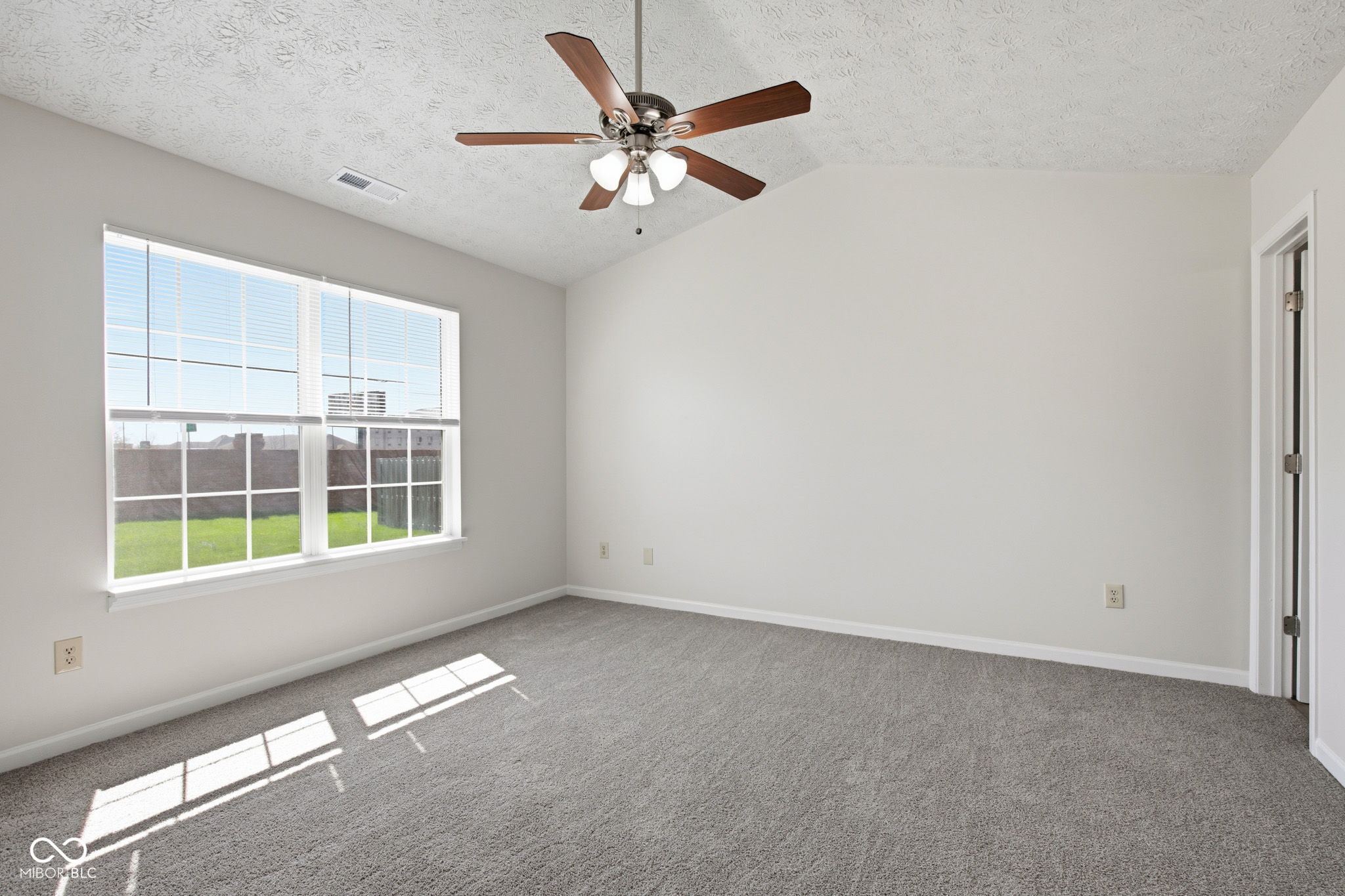 8307 Crestview Circle Avon, IN 46123 - Photo 20 of 40