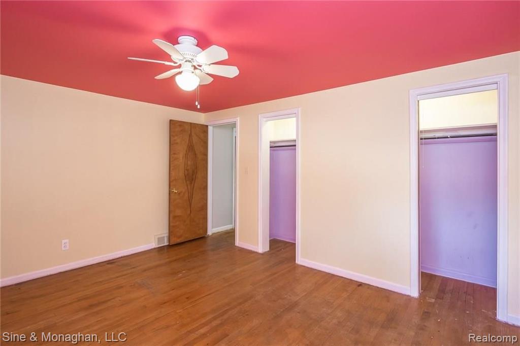 1766 Newcastle Road Grosse Pointe, MI 48236 - Photo 22 of 39