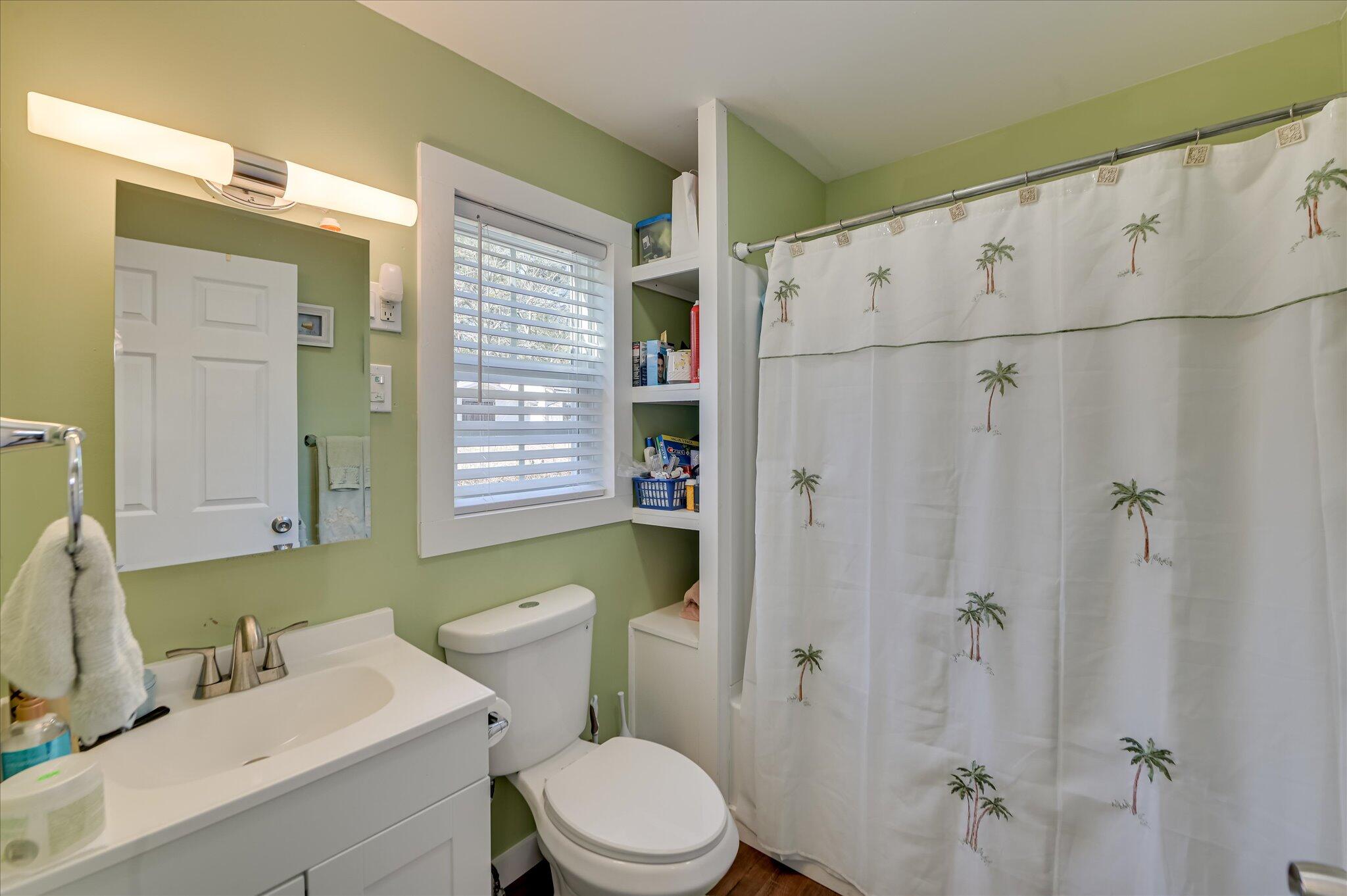 292 Augusta Road Warrenville, SC 29851 - Photo 16 of 29 Primary bedroom in-suit bathroom