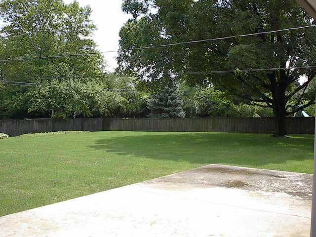 2726 Chester Road Upper Arlington, OH 43221 - Photo 2 of 5 Gallery Image 2