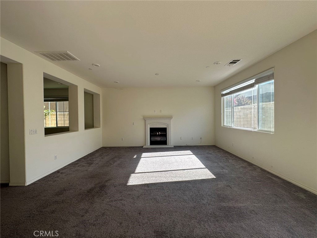 6852 Ripple Court Jurupa Valley, CA 91752 - Photo 5 of 24