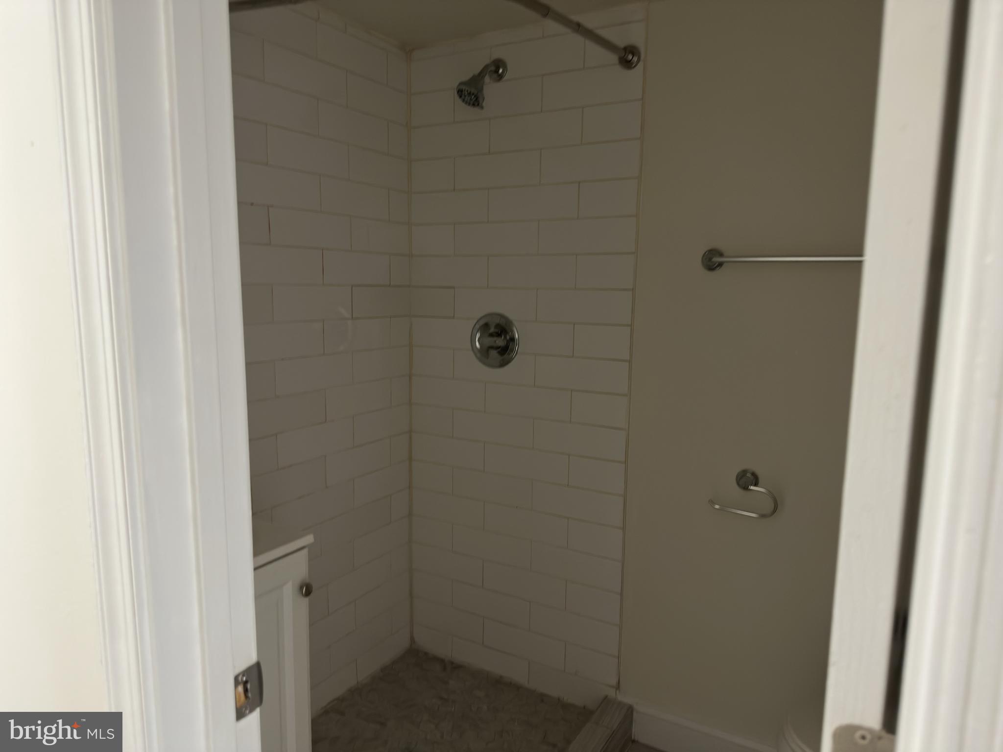 113 15th Street Southeast Washington, DC 20003 - Photo 6 of 27
