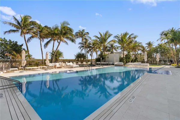 $5,750 | 6365 Collins Avenue, Unit 3811, Miami Beach, FL 33141