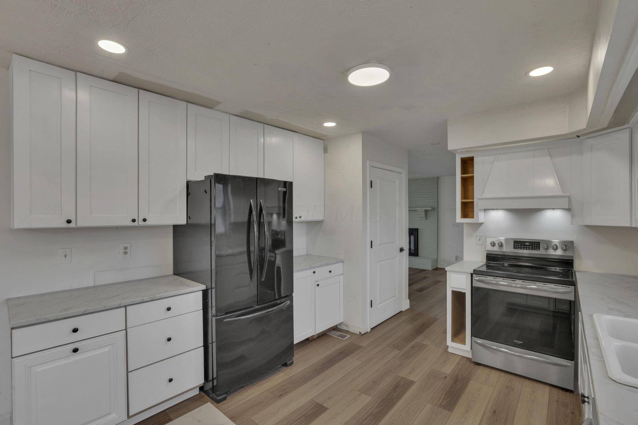 638 Three Mile Road Urbana, OH 43078 - Photo 14 of 55 Abundance of Cabinetry