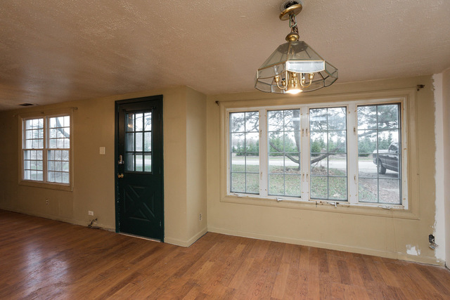 2313 Caton Farm Road Crest Hill, IL 60403 - Photo 12 of 24