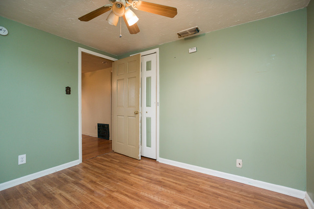 2313 Caton Farm Road Crest Hill, IL 60403 - Photo 20 of 24
