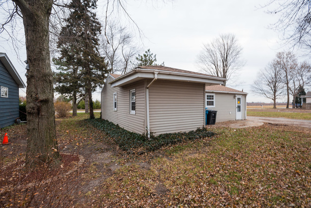 2313 Caton Farm Road Crest Hill, IL 60403 - Photo 7 of 24