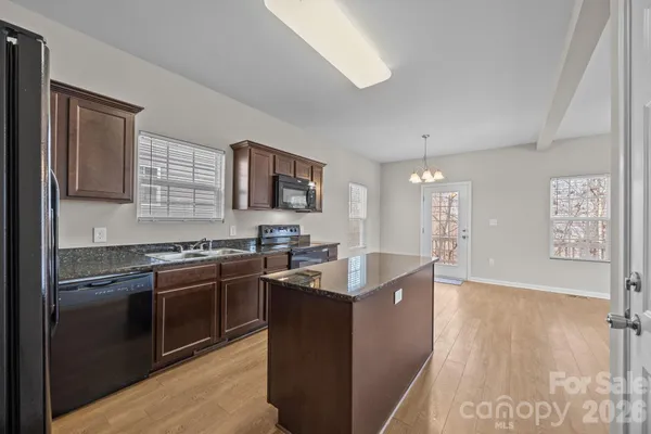 $291,900 | 115 Lookout Point Place, Mooresville, NC 28115