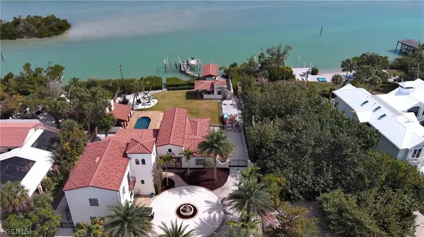 $6,900,000 | 16611 Captiva Drive, Captiva, FL 33924