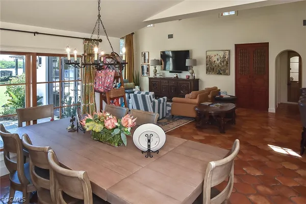 $6,900,000 | 16611 Captiva Drive, Captiva, FL 33924