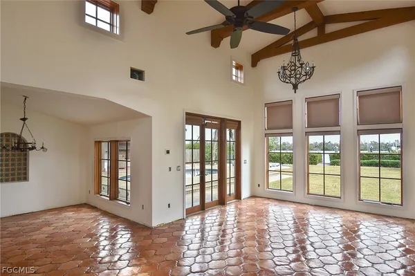 $6,900,000 | 16611 Captiva Drive, Captiva, FL 33924