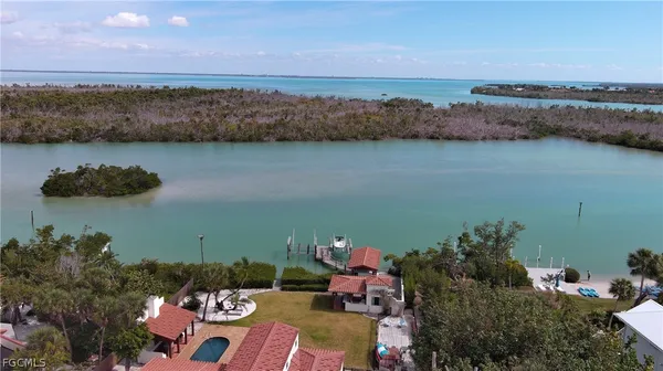 $6,900,000 | 16611 Captiva Drive, Captiva, FL 33924