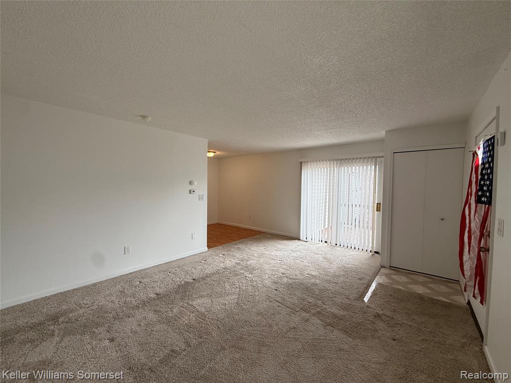 28423 Raleigh Crescent Drive, Unit 44 Chesterfield, MI 48051 - Photo 3 of 25