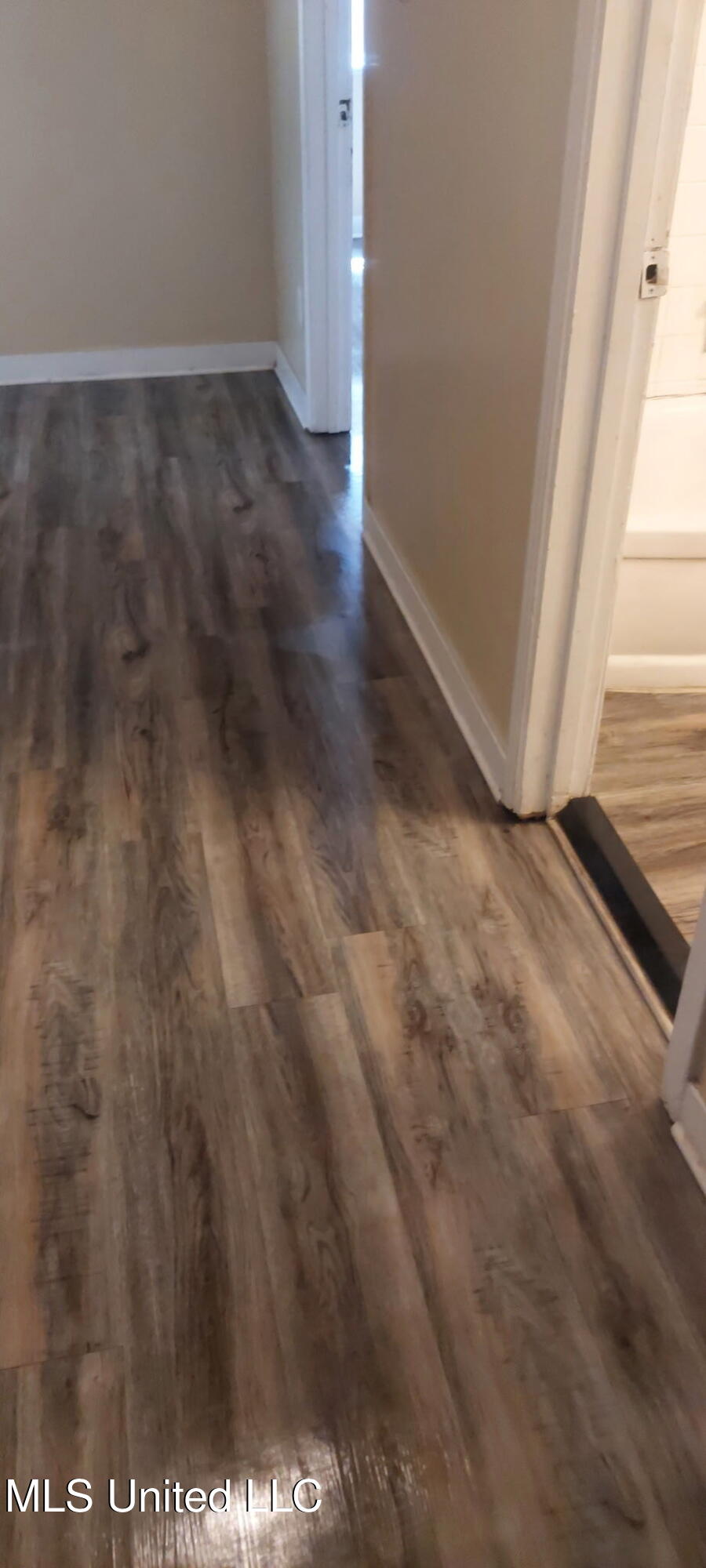 1925 Catalina Drive Jackson, MS 39204 - Photo 13 of 15 71026591114621995