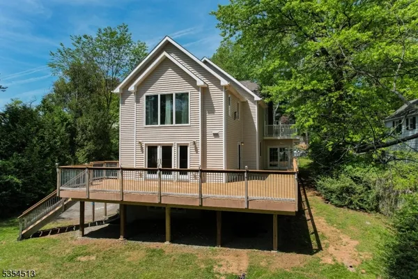 a house view with a outdoor space