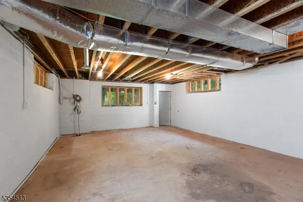 a view of a garage