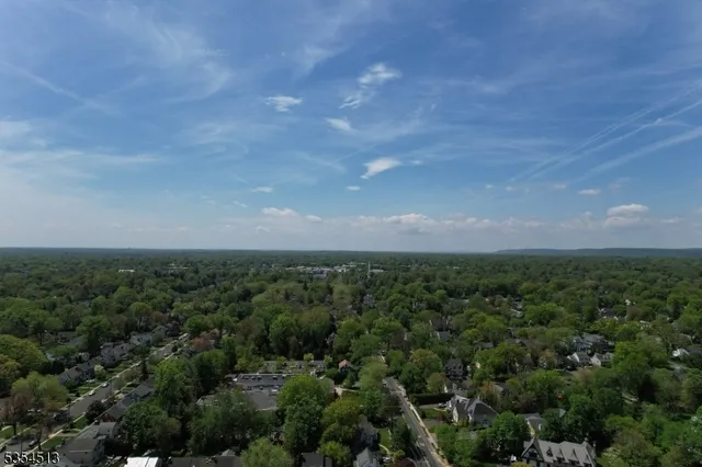 $1,248,880 | 820 East Broad Street, Westfield, NJ 07090