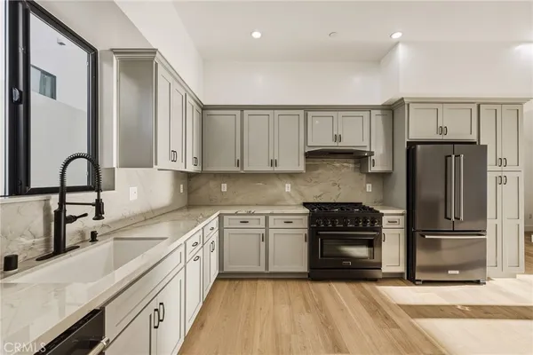 $2,395,000 | 2500 Phelan Lane, Redondo Beach, CA 90278