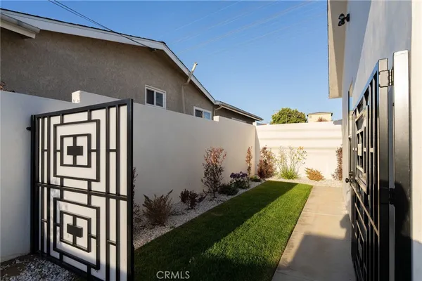 $2,395,000 | 2500 Phelan Lane, Redondo Beach, CA 90278