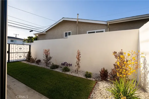 $2,395,000 | 2500 Phelan Lane, Redondo Beach, CA 90278