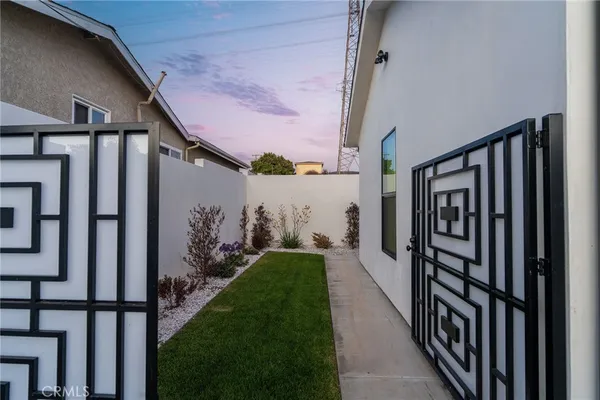 $2,395,000 | 2500 Phelan Lane, Redondo Beach, CA 90278