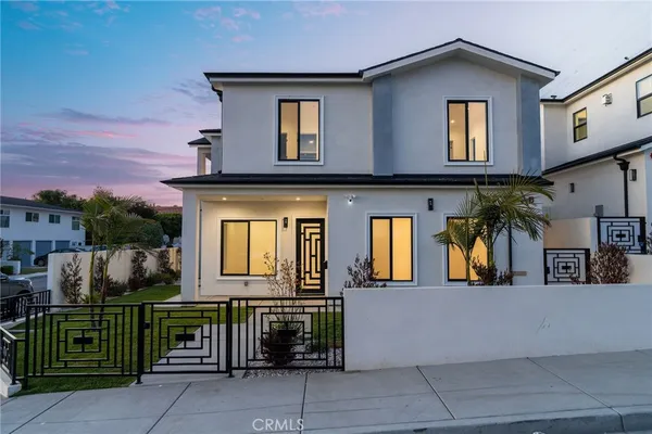 $2,395,000 | 2500 Phelan Lane, Redondo Beach, CA 90278