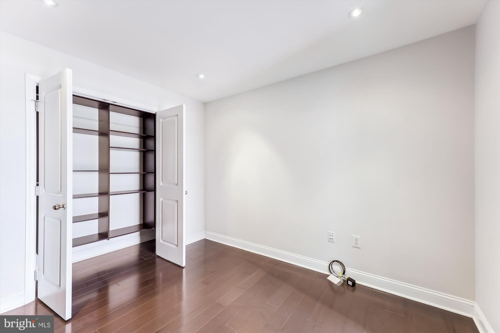 155 Potomac Passage, Unit 718 National Harbor, MD 20745 - Photo 23 of 52 Office