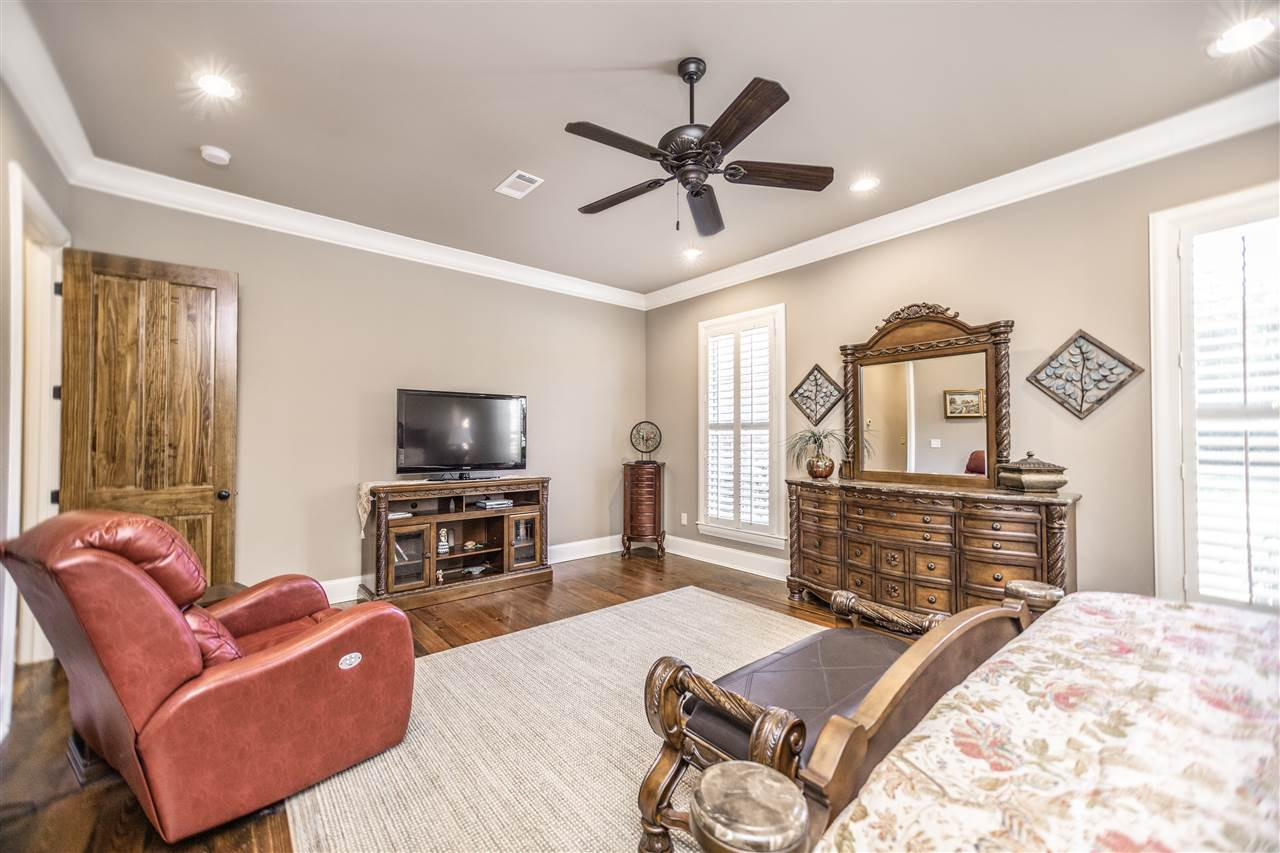 227 South Woodcreek Road Madison, MS 39110 - Photo 16 of 39 Photo 16