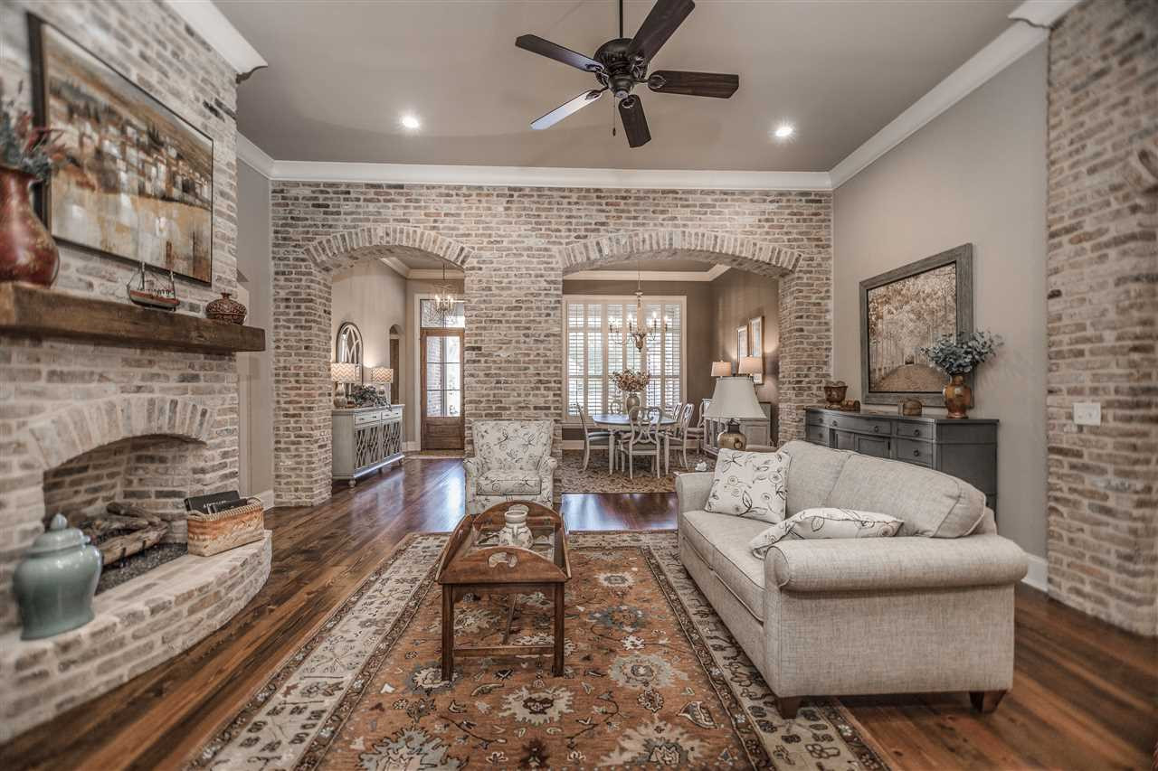 227 South Woodcreek Road Madison, MS 39110 - Photo 7 of 39 Photo 7