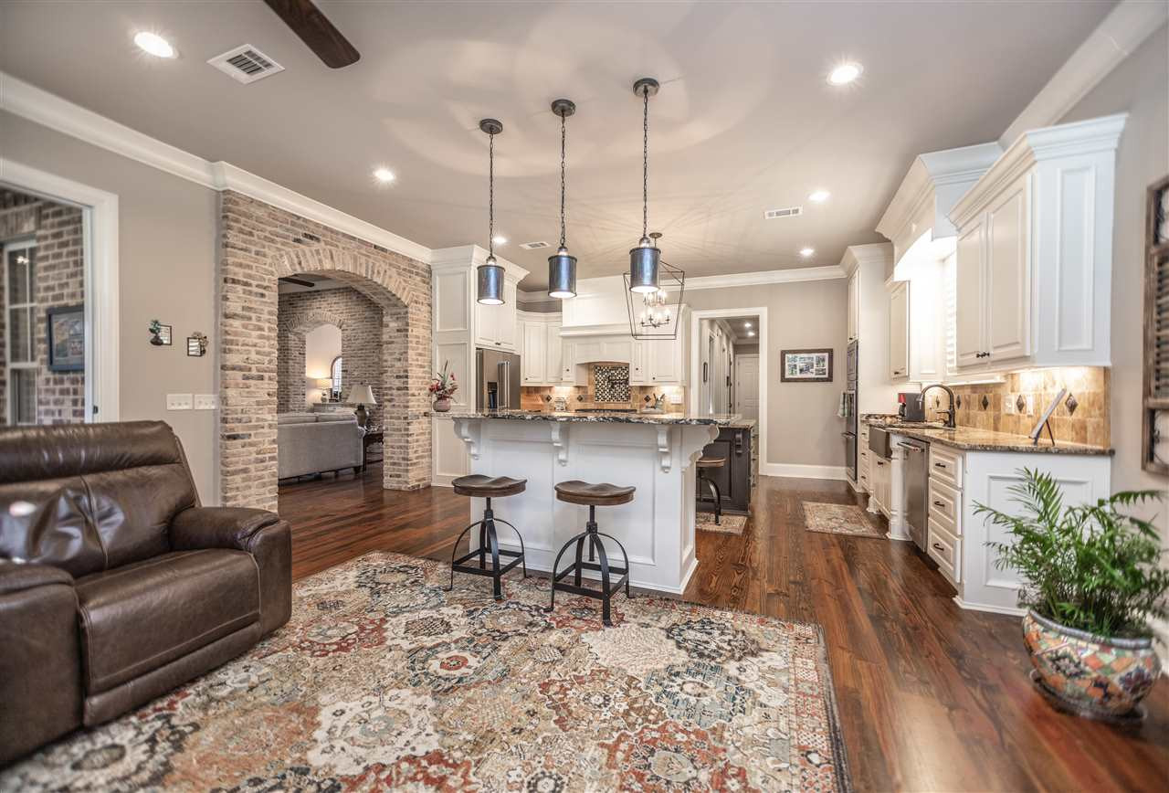227 South Woodcreek Road Madison, MS 39110 - Photo 10 of 39 Photo 10
