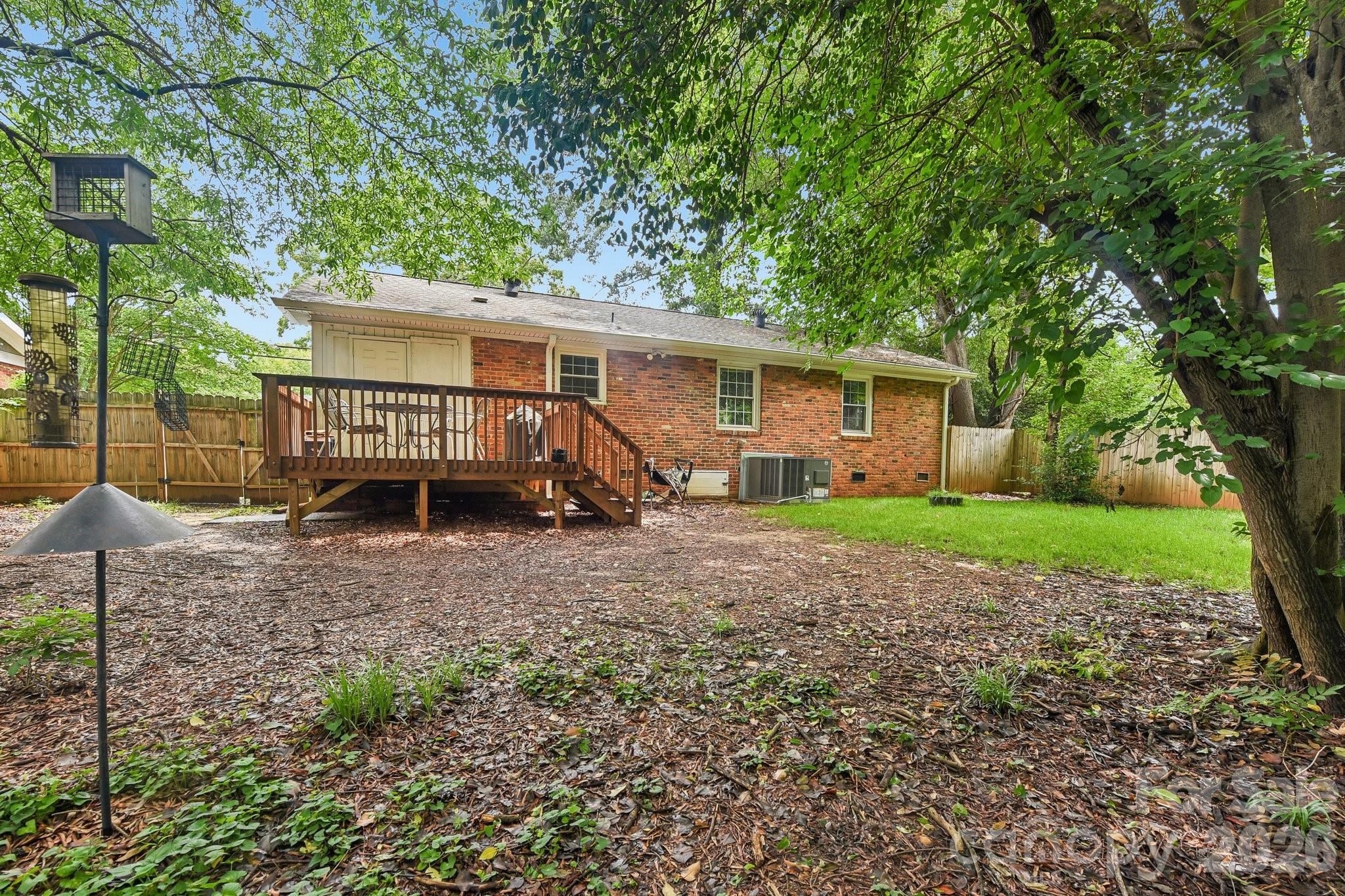 933 Clanton Road Charlotte, NC 28217 - Photo 24 of 25