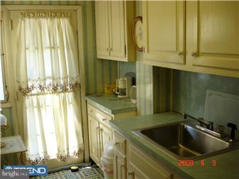 7018 Aberdeen Road Upper Darby, PA 19082 - Photo 7 of 12 Kitchen