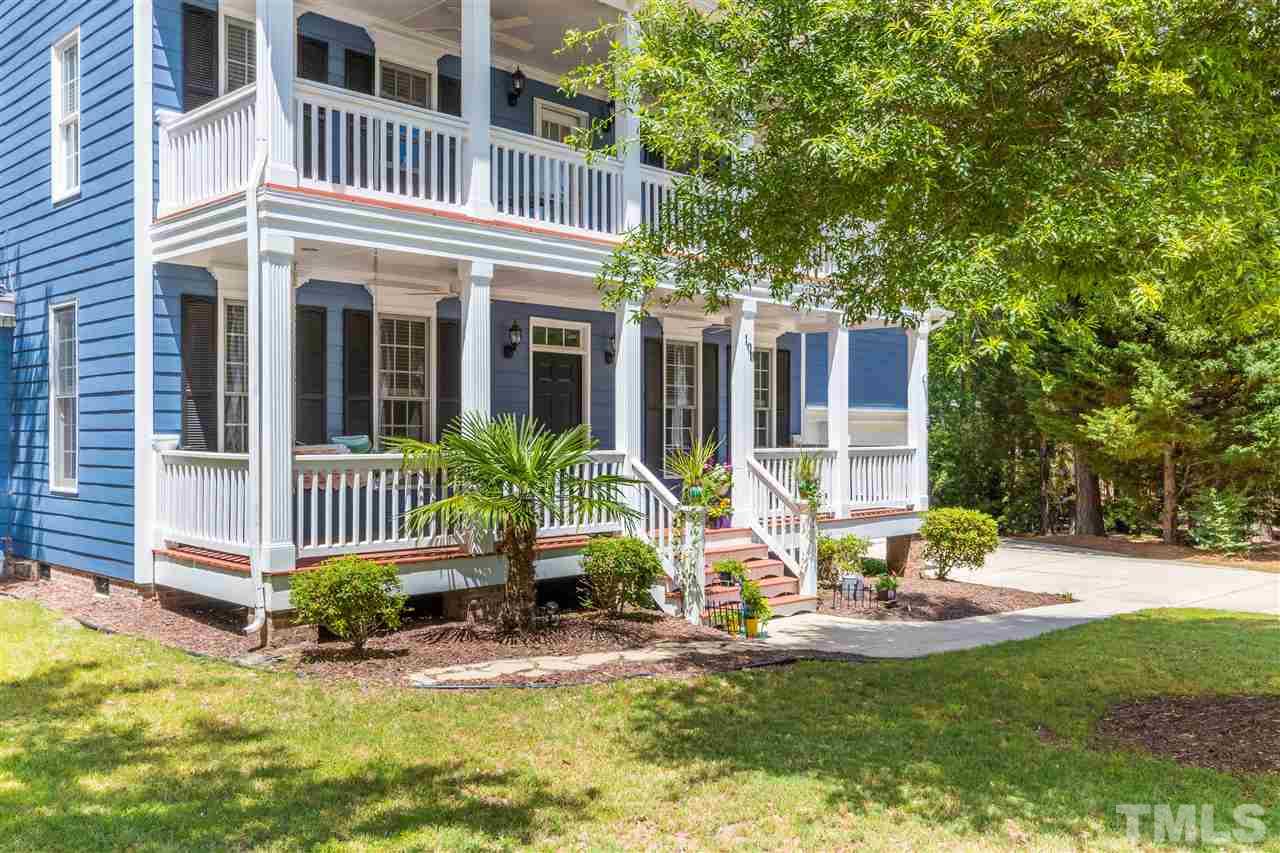 108 Rushing Breeze Court Apex, NC 27502 - Photo 3 of 26 Gallery Image 3