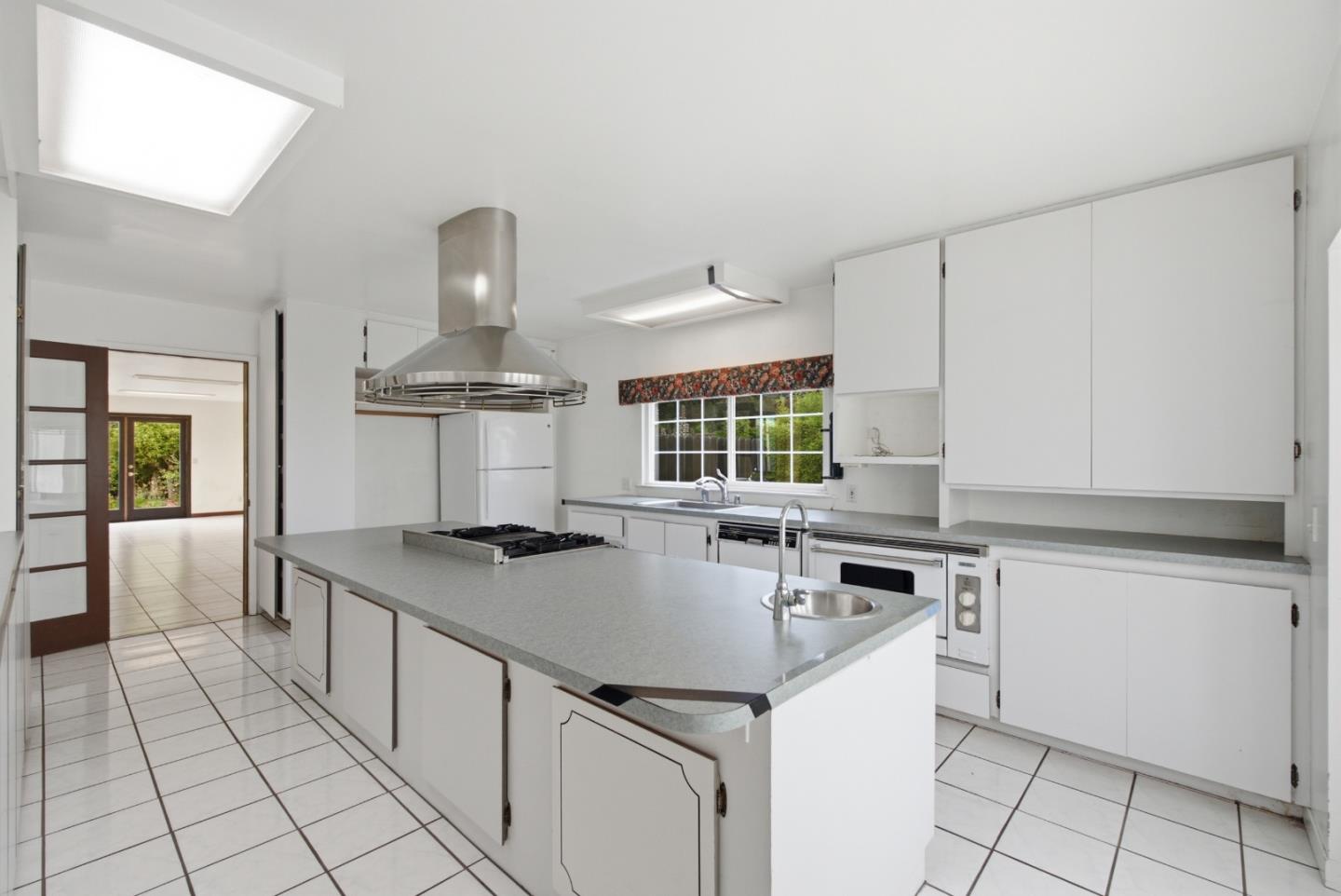 15269 Century Oak Road Salinas, CA 93907 - Photo 13 of 25