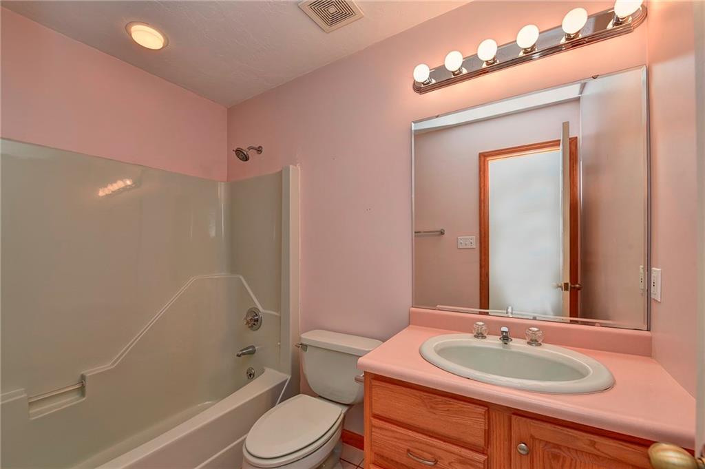5925 Claridge Export Road Export, PA 15632 - Photo 20 of 25
