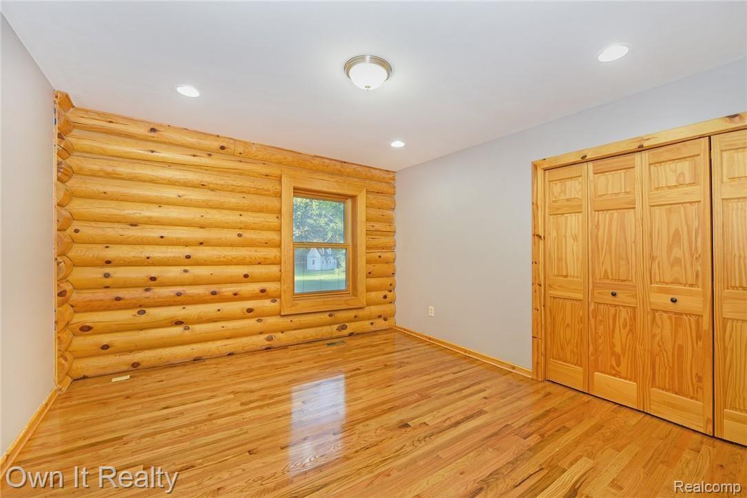 8542 Rucker Road Grosse Ile, MI 48138 - Photo 30 of 47 DSC_5344.jpg