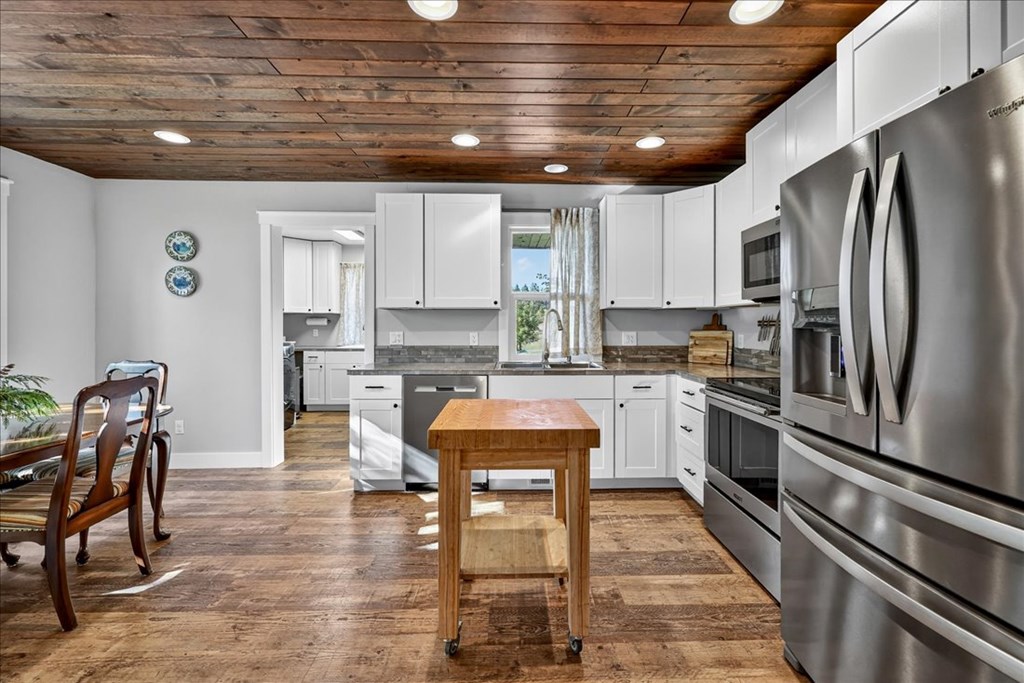 2651 Fruitvale Glendale Road Council, ID 83612 - Photo 8 of 26 Living Room