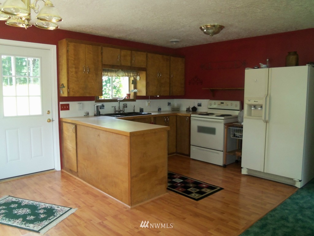 450 Elk Creek Road Chehalis, WA 98532 - Photo 3 of 15