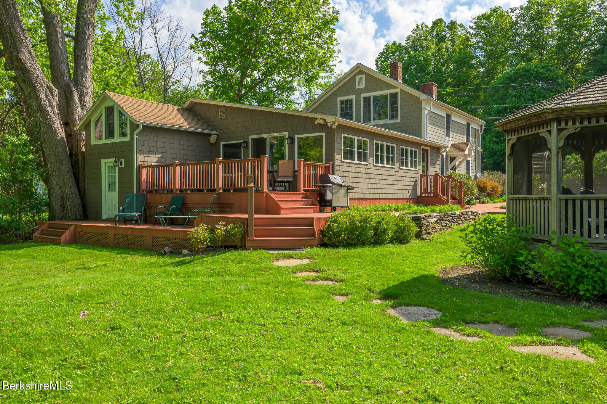 7 Swamp Road West Stockbridge, MA 01266 - Photo 41 of 46 Deck
