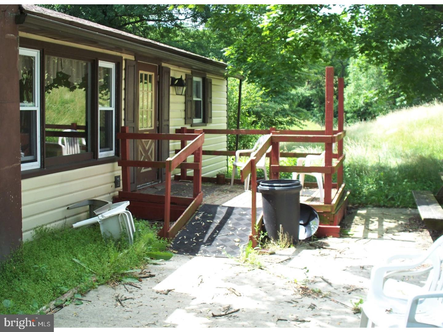 29 Witman Road Womelsdorf, PA 19567 - Photo 13 of 14 Deck