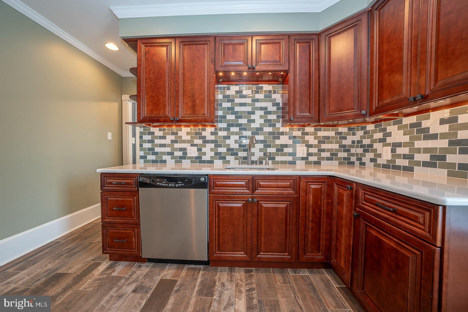 454 Upper Gulph Road Wayne, PA 19087 - Photo 15 of 57