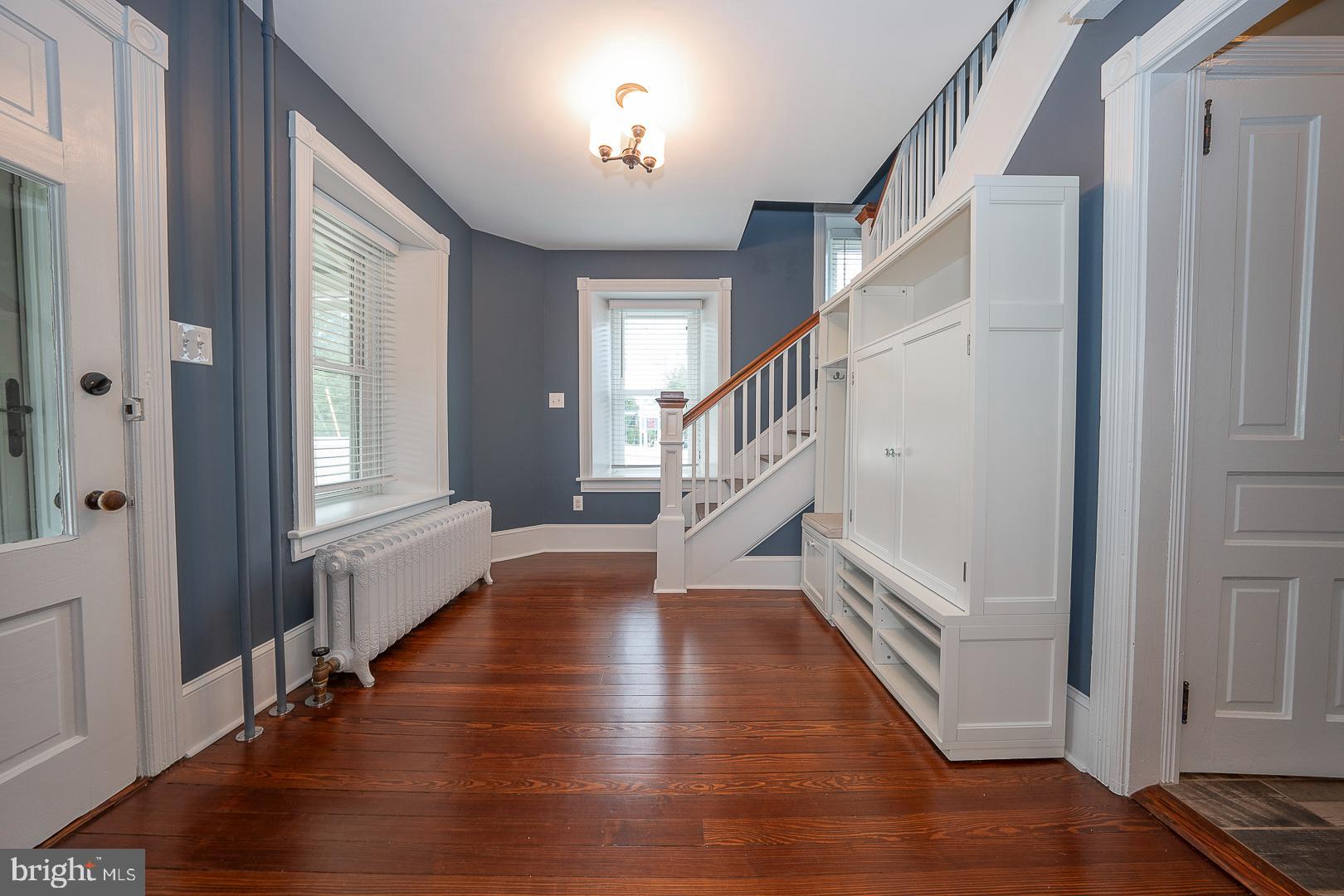 454 Upper Gulph Road Wayne, PA 19087 - Photo 6 of 57