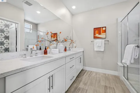 $999,000 | 8625 Seawind Way, Newark, CA 94560