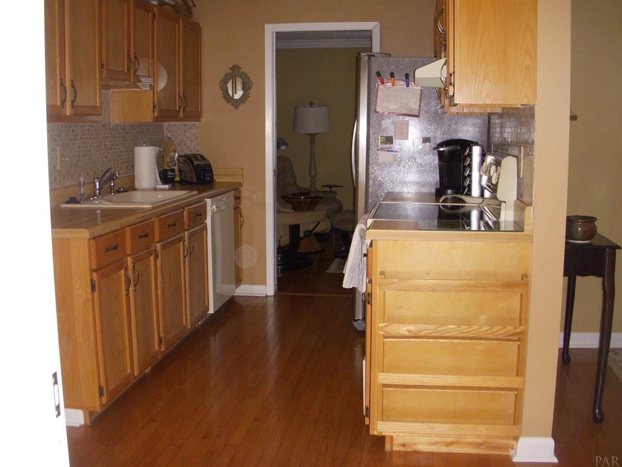 2960 Ranchette Square Gulf Breeze, FL 32563 - Photo 14 of 37 Gallery Image 14