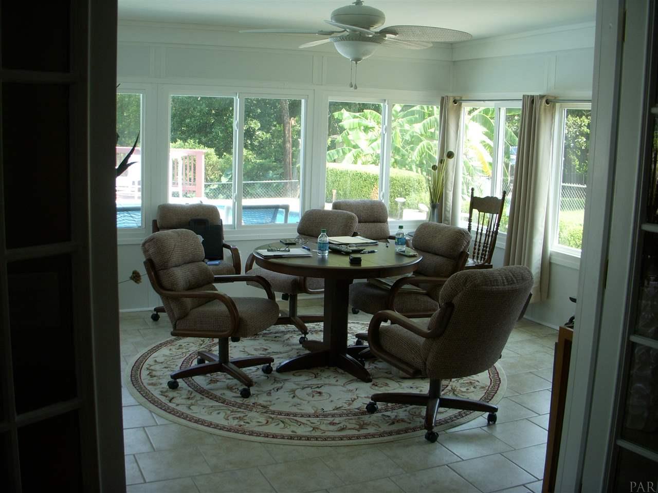 2960 Ranchette Square Gulf Breeze, FL 32563 - Photo 19 of 37 Gallery Image 19