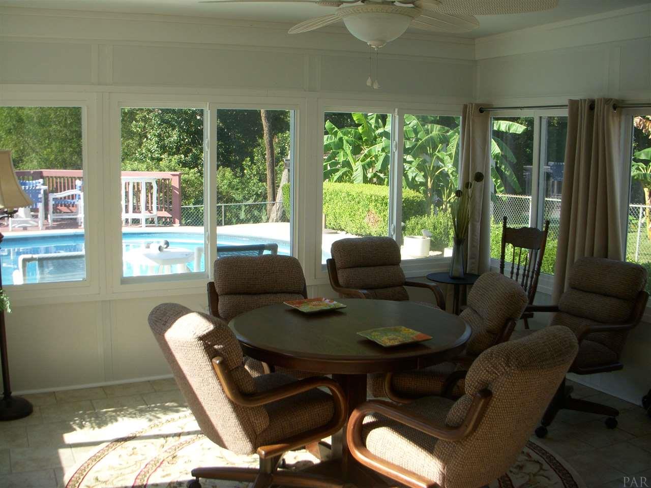 2960 Ranchette Square Gulf Breeze, FL 32563 - Photo 32 of 37 Gallery Image 32
